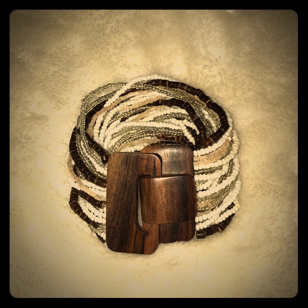 Bead bracelet